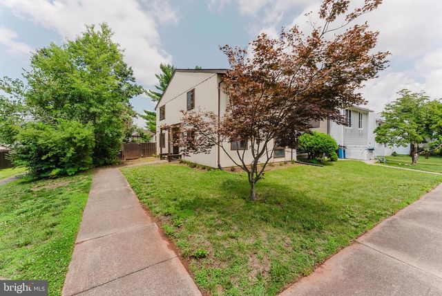 749 SUGARLAND RUN DR, Sterling, VA 20164