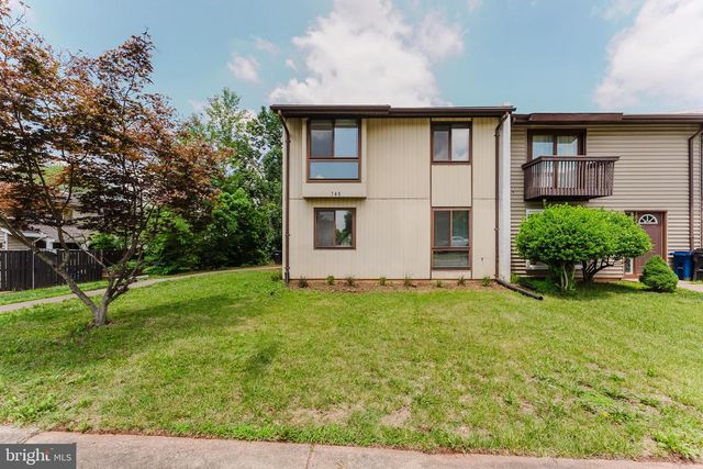749 SUGARLAND RUN DR, Sterling, VA 20164