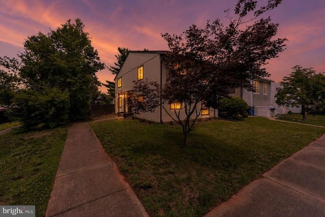 749 SUGARLAND RUN DR, Sterling, VA 20164