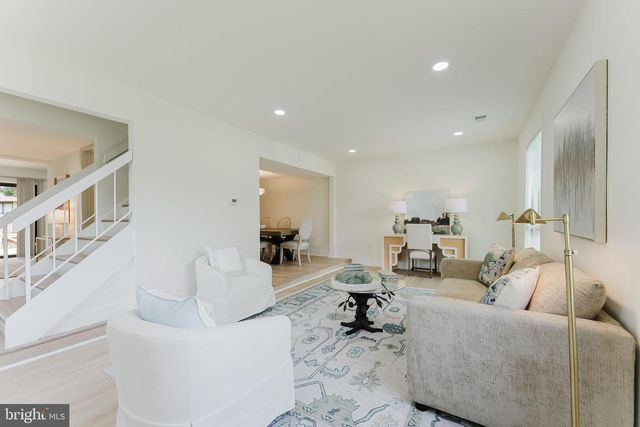 749 SUGARLAND RUN DR, Sterling, VA 20164