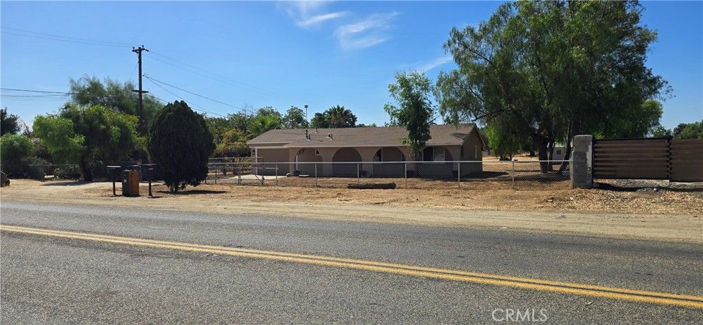 22401 Ellis Avenue, Perris, CA 92570 — photo 3