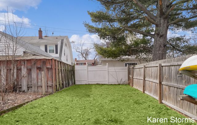 232 Dean Street Ne, City Of Grand Rapids, MI 49505