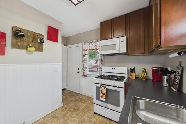 3859 Bryant Avenue N, Minneapolis, MN 55412