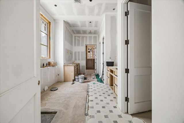 403 Trails Court, Houston, TX 77024