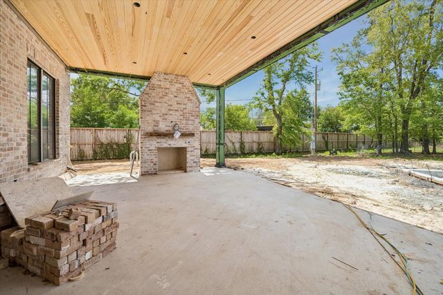 403 Trails Court, Houston, TX 77024
