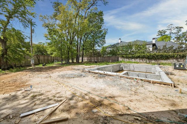 403 Trails Court, Houston, TX 77024