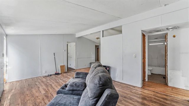 2220 ELLIE ROAD B, Auburndale, FL 33823