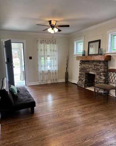 1464 Sproule Avenue, St Louis, MO 63139