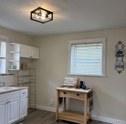 1464 Sproule Avenue, St Louis, MO 63139