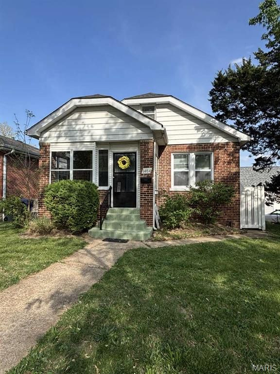1464 Sproule Avenue, St Louis, MO 63139