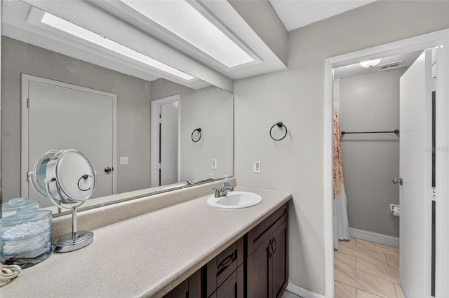 1938 CINNAMON DRIVE, Lakeland, FL 33801