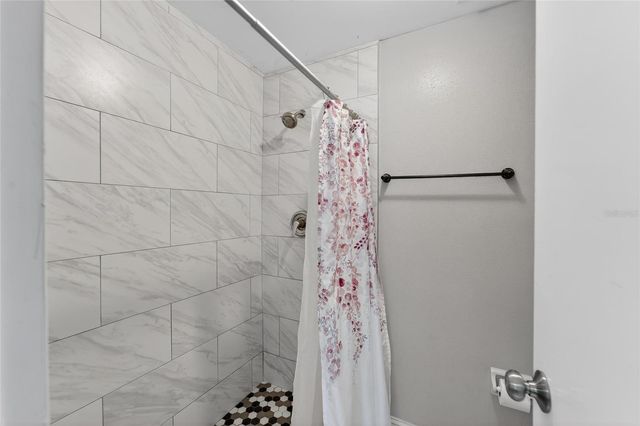 1938 CINNAMON DRIVE, Lakeland, FL 33801