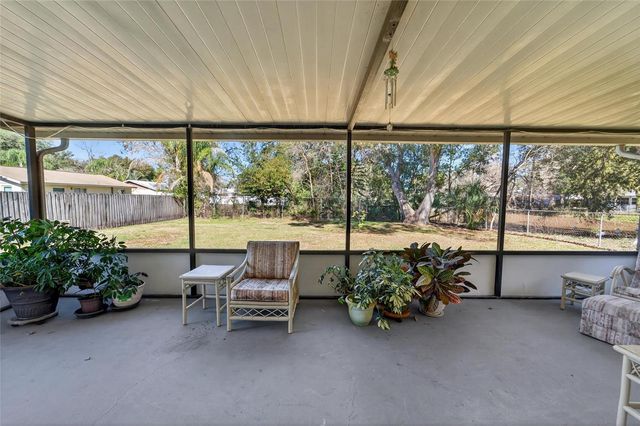 1938 CINNAMON DRIVE, Lakeland, FL 33801