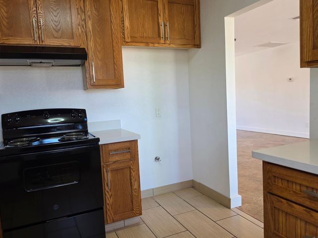 1731 E Redfield Road, Tempe, AZ 85283