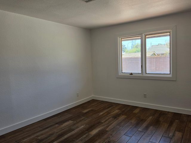 1731 E Redfield Road, Tempe, AZ 85283