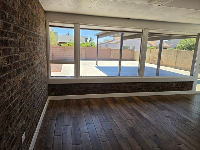 1731 E Redfield Road, Tempe, AZ 85283