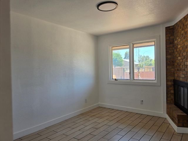 1731 E Redfield Road, Tempe, AZ 85283