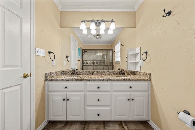 37007 Woodacre Drive, Whitney, TX 76692