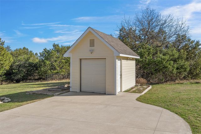 37007 Woodacre Drive, Whitney, TX 76692