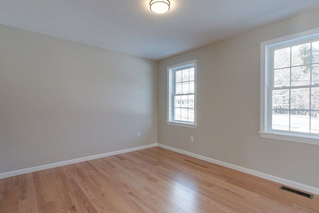 44.5 Allen Rd, Ashby, MA 01431