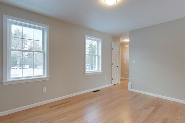 44.5 Allen Rd, Ashby, MA 01431