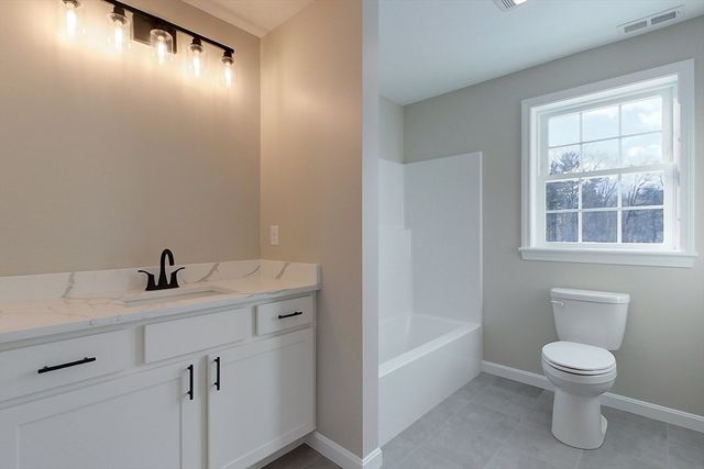 44.5 Allen Rd, Ashby, MA 01431