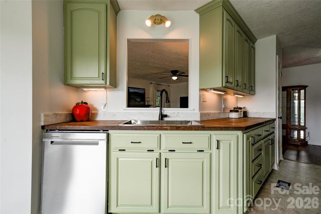 8 Charger Court, Shelby, NC 28152