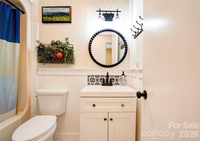 8 Charger Court, Shelby, NC 28152
