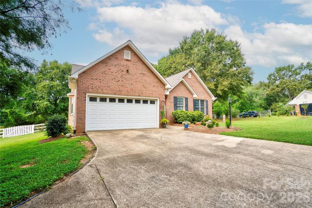 8 Charger Court, Shelby, NC 28152