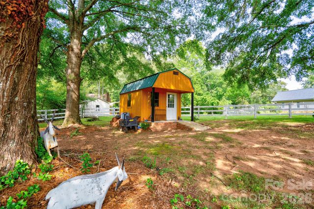8 Charger Court, Shelby, NC 28152