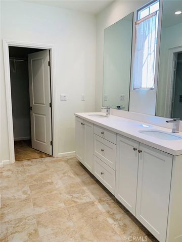 148 Damsel, Irvine, CA 92620