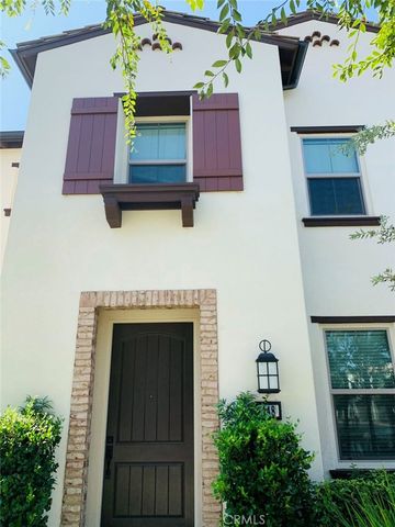 148 Damsel, Irvine, CA 92620