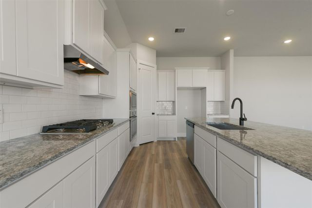 3315 Hidden Mist Drive, Texas City, TX 77568