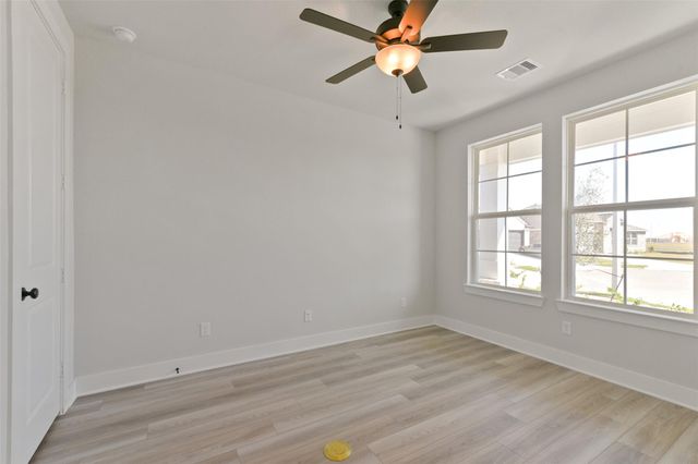 3315 Hidden Mist Drive, Texas City, TX 77568