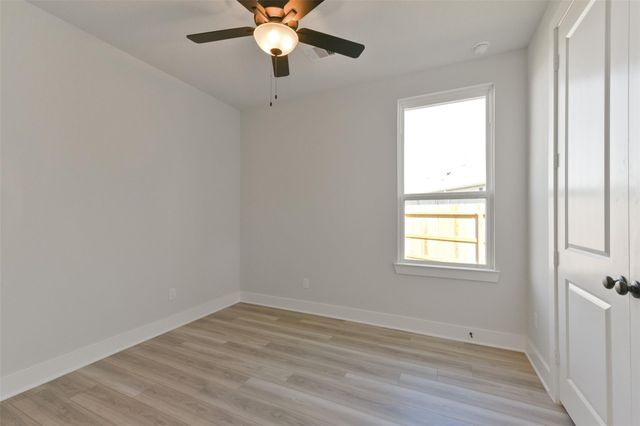 3315 Hidden Mist Drive, Texas City, TX 77568