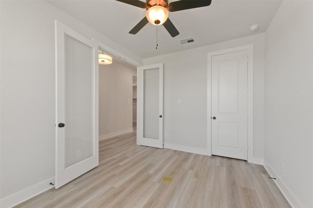 3315 Hidden Mist Drive, Texas City, TX 77568