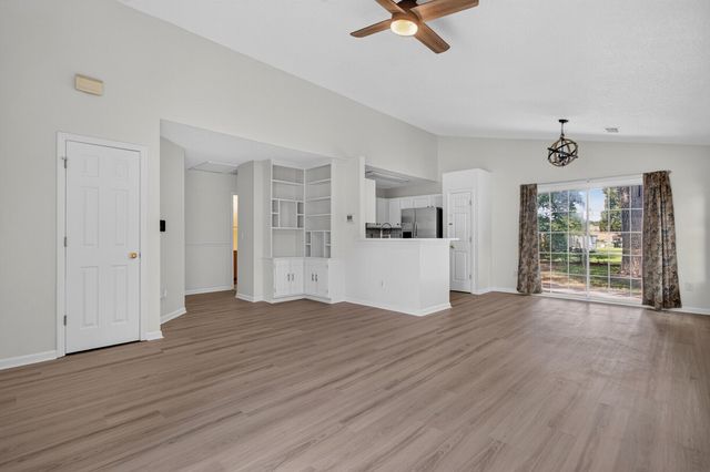 2412 Stingray Boulevard, North Charleston, SC 29406