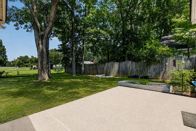 2412 Stingray Boulevard, North Charleston, SC 29406