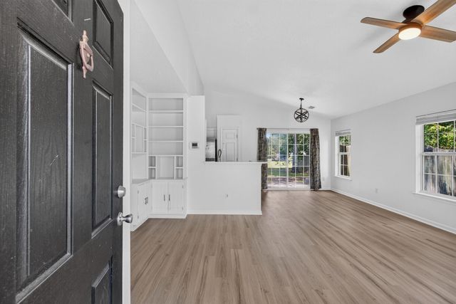 2412 Stingray Boulevard, North Charleston, SC 29406