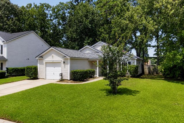 2412 Stingray Boulevard, North Charleston, SC 29406