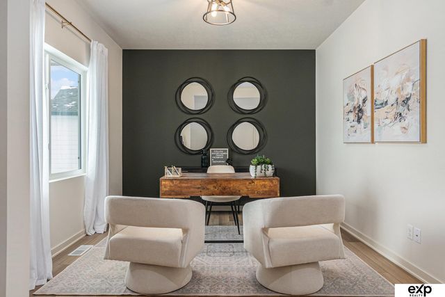 5618 KESTREL Parkway, Elkhorn, NE 68022