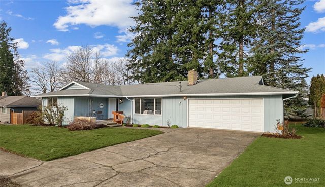 26104 SE 426th Street, Enumclaw, WA 98022