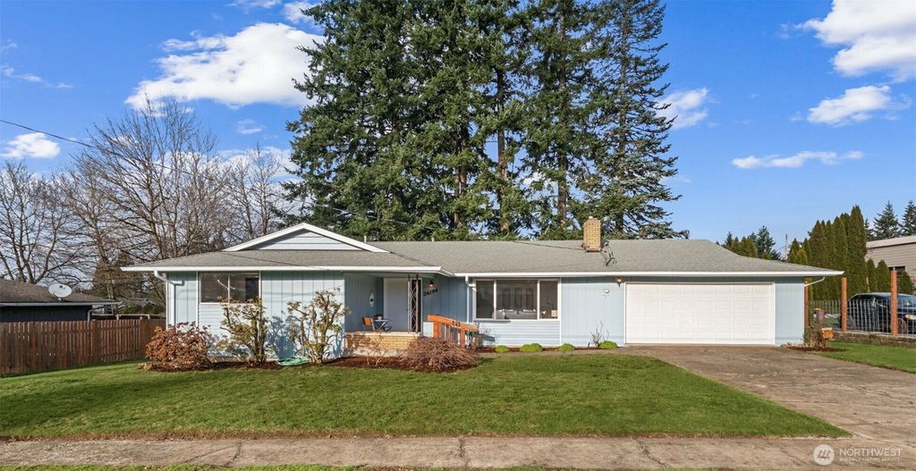 26104 SE 426th Street, Enumclaw, WA 98022