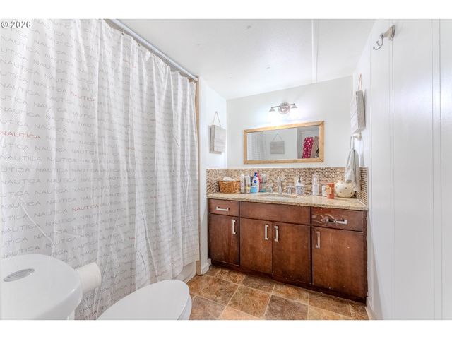 13201 Ne 44TH St 26, Vancouver, WA 98662