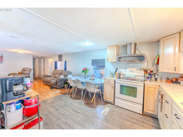 13201 Ne 44TH St 26, Vancouver, WA 98662