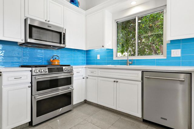 73709 Amir Drive, Palm Desert, CA 92260