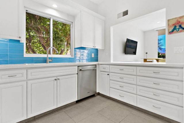 73709 Amir Drive, Palm Desert, CA 92260