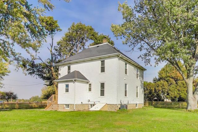 17128 Lukens Road, Sycamore, IL 60178