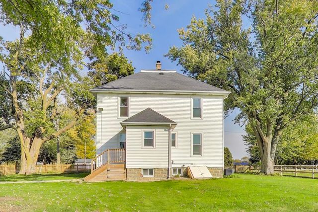 17128 Lukens Road, Sycamore, IL 60178