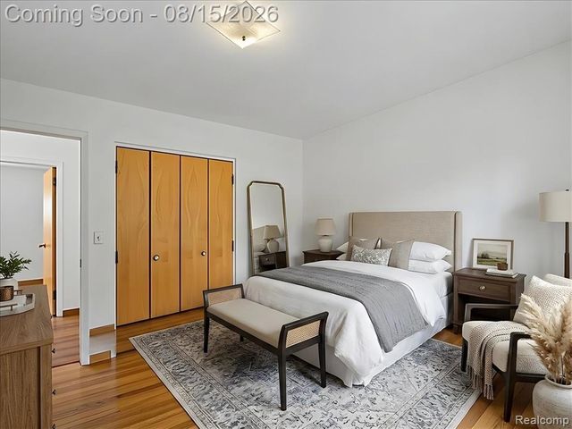 5660 Wright Drive, Troy, MI 48098